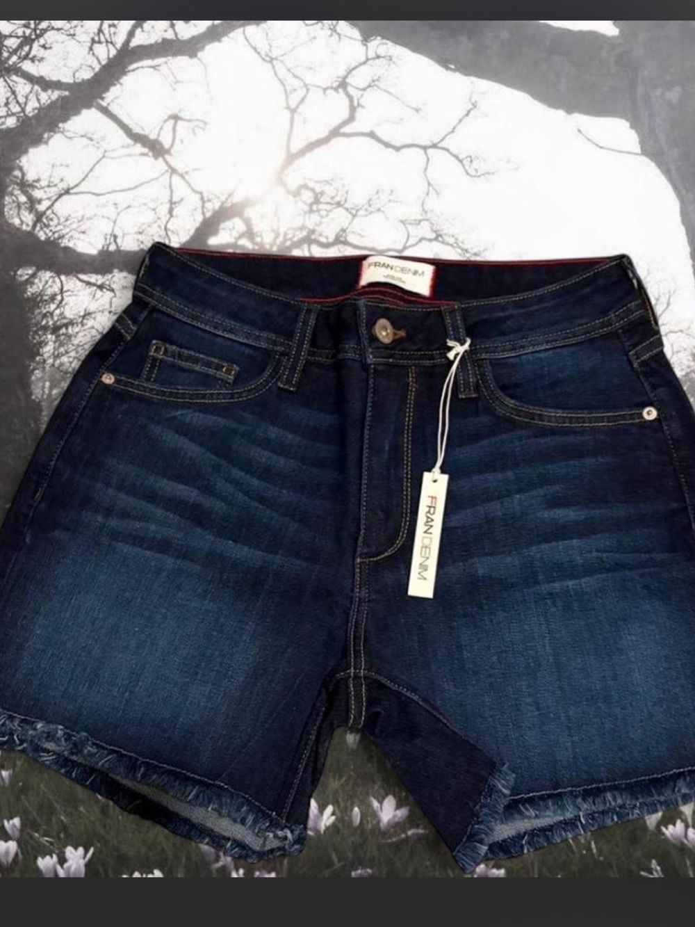 NWT Fran Denim "Lauren" Athletic Fit Shorts Size 26